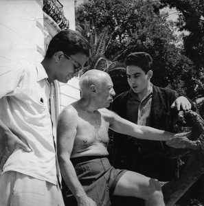 Humberto Castillo, Pablo Picasso and Oswaldo Vigas. Picasso’s Residence, La Californie, in Cannes, 1955
