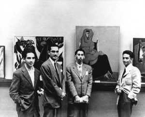 Exposición "De Manet a nuestros días" en el Museo de Bellas Artes de Caracas, 1950. De izq. a der.: Oswaldo Vigas, Rafael López Pedraza, Alirio Oramas y Régulo Pérez.