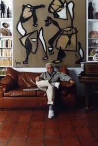 Oswaldo Vigas in his studio in Los Dos Caminos, Caracas, 2001